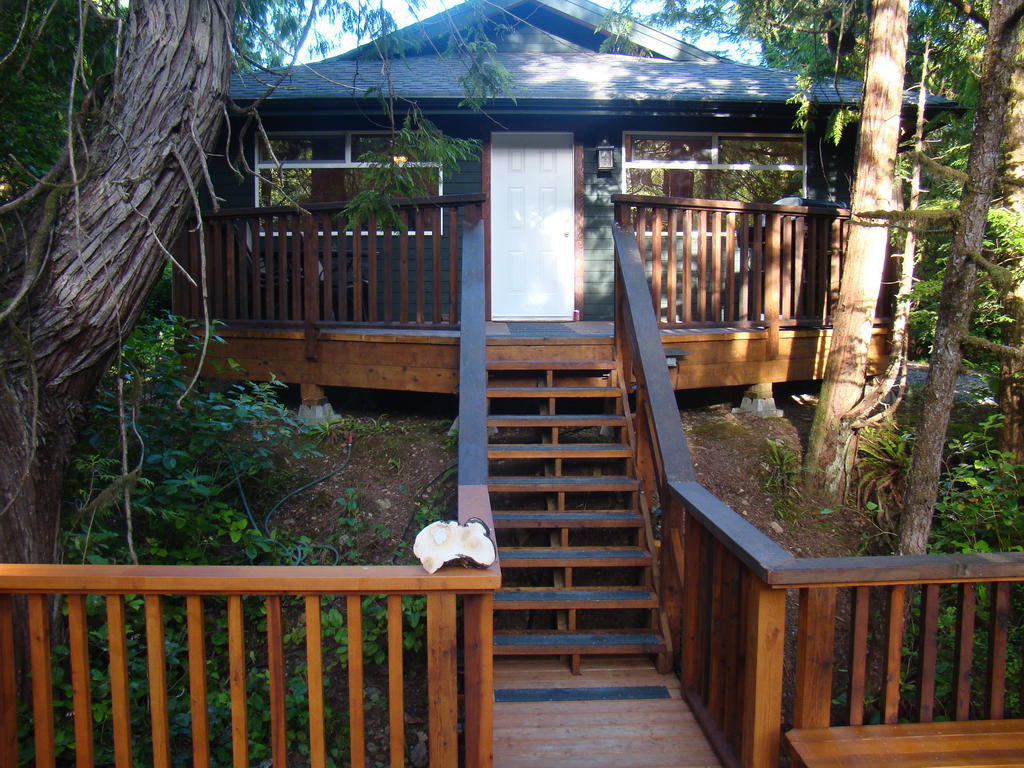 Tofino Forest View Cabin By Cox Bay Villa Bilik gambar